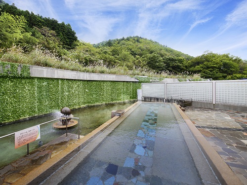公共露天浴場