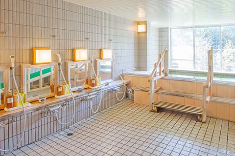 公共溫泉（例子）