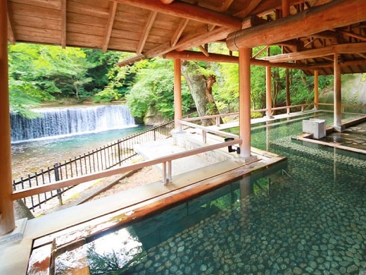 公共溫泉（例子）