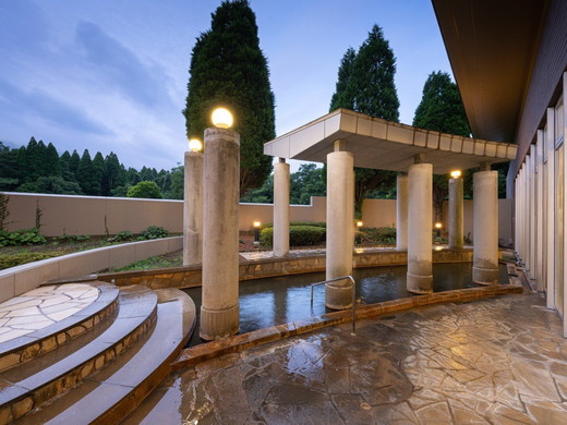 公共溫泉（例子）