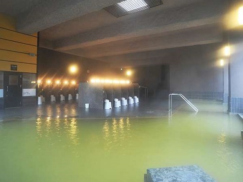 公共溫泉（例子）