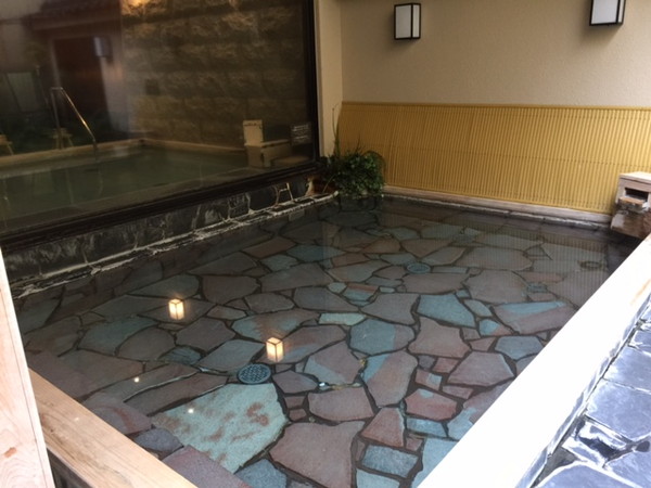 公共溫泉（例子）