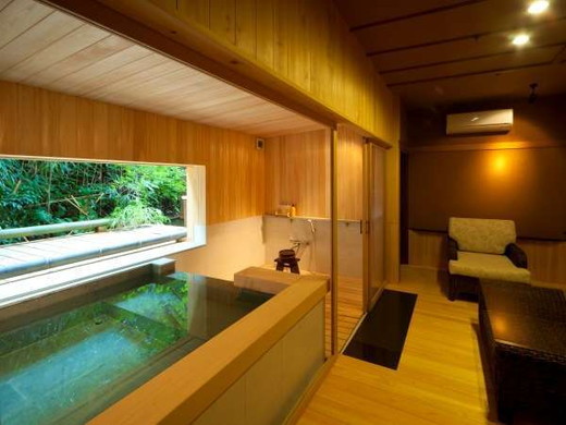 公共溫泉（例子）