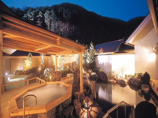 公共溫泉（例子）