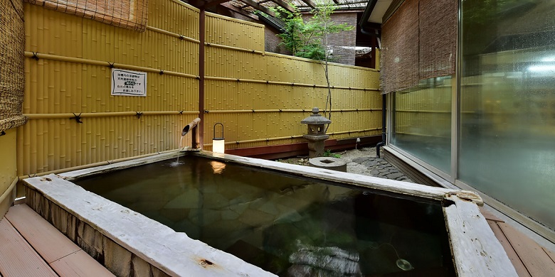 公共溫泉（例子）