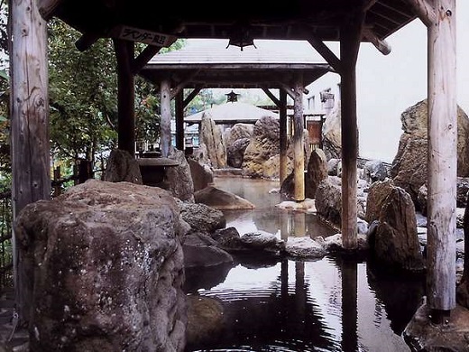 公共溫泉（例子）