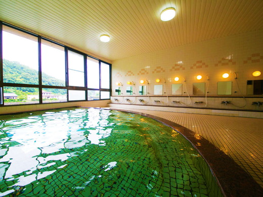 公共溫泉（例子）